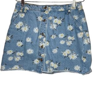 Wild Fable denim skirt size 12 daisy print
